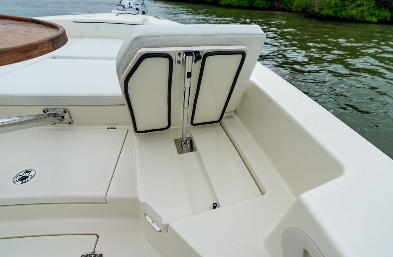 Bow Seating on Pathfinder 2600 TRS.