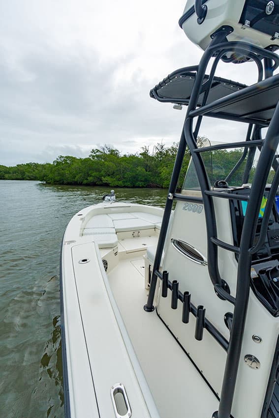 Port Gunnel & Rod Rack on Pathfinder 2600 TRS.