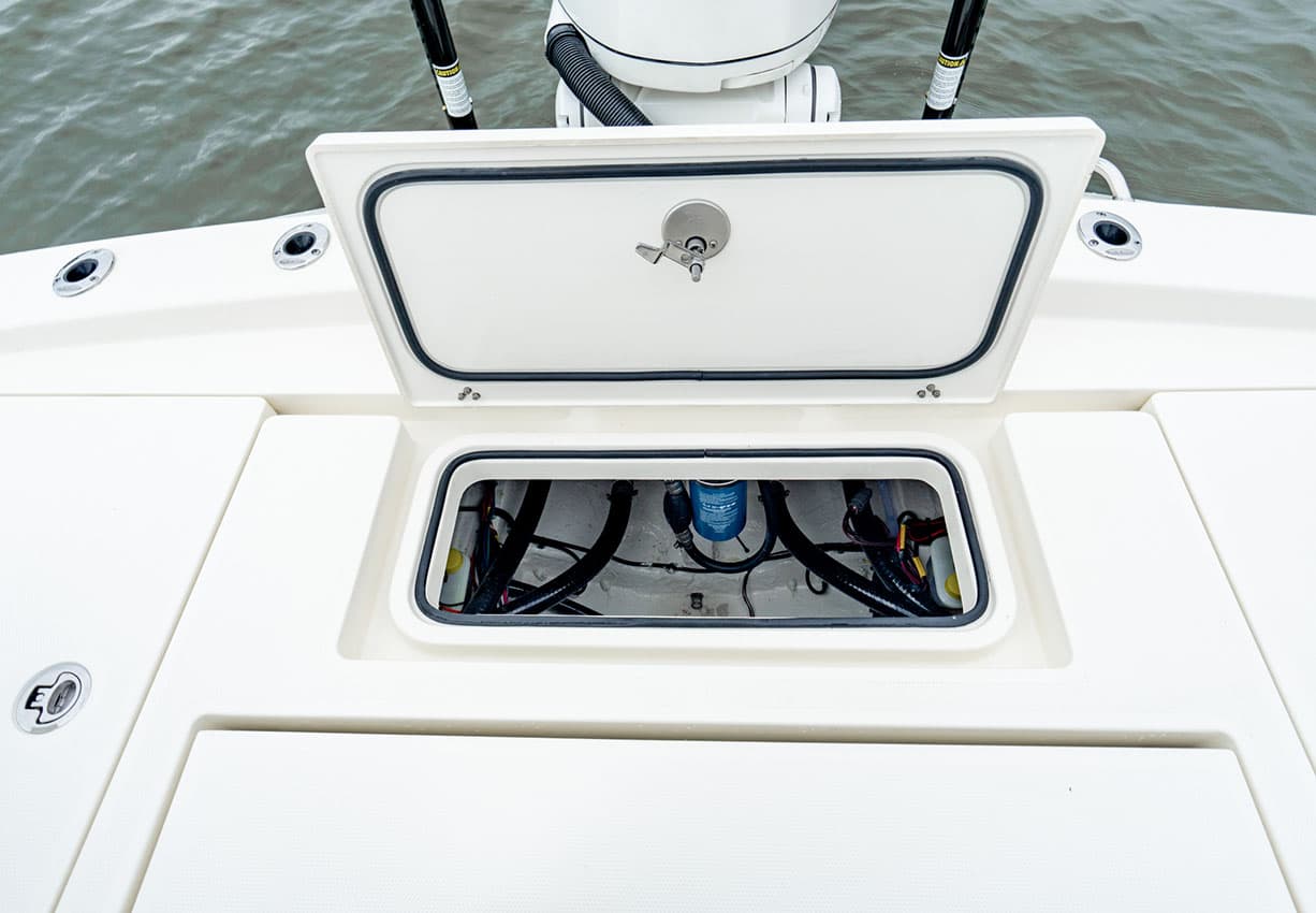 Access Hatch on Pathfinder 2600 TRS.